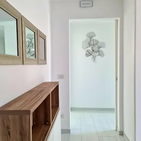 Apartment La Perla Di Emma